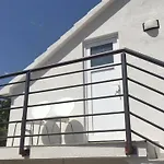 Apartment Center Split