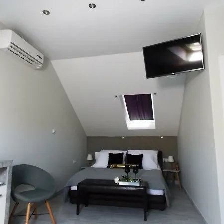 Apartment Center *