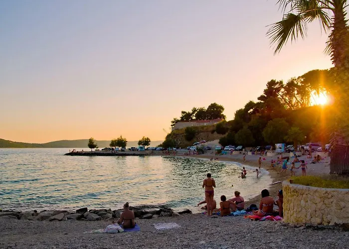 Διαμέρισμα Center *